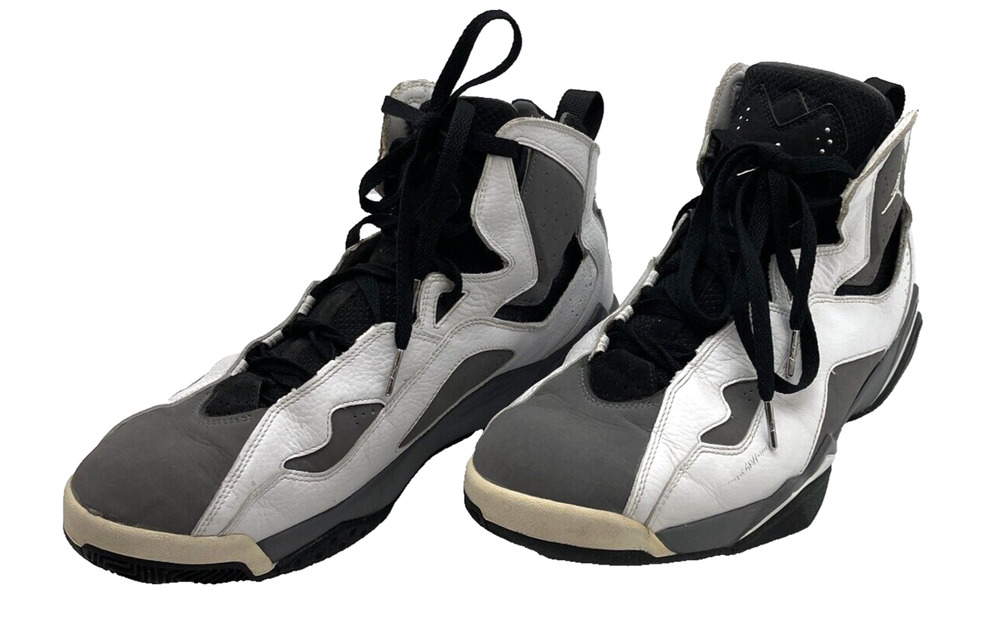 Jordan True Flight 2008 White /Metallic Silver/Light Graphite/Black Us Size 13